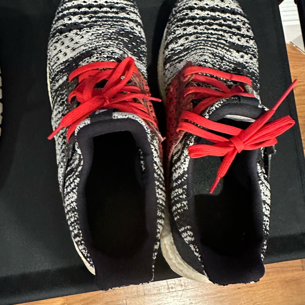 Black and White Knit Sneakers with Red Laces